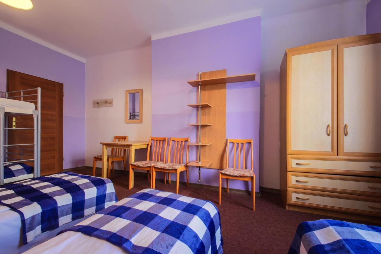 Red Carpet Hostel Krakau Buitenkant foto